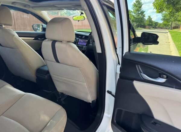 2016 Acura ILX - Image 13