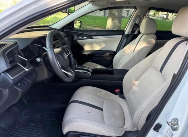 2016 Acura ILX - Image 9