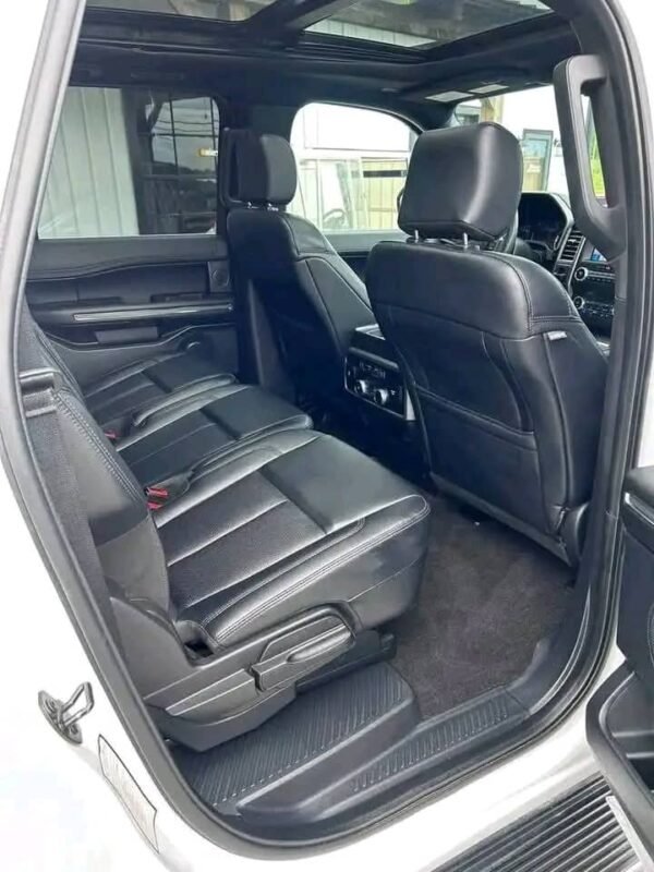 2019 Ford Expedition Max - Image 12