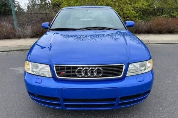 2000 Audi S4