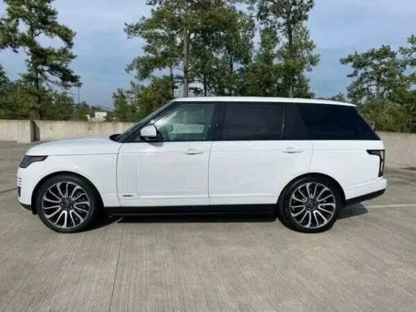 2018 Land Rover Range Rover - Image 3