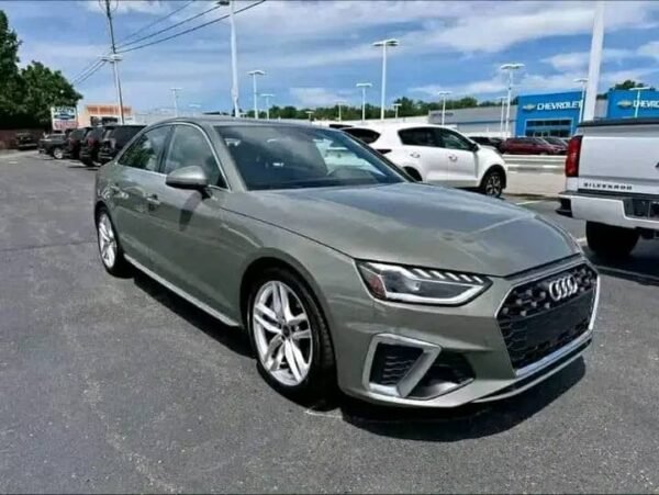 2015 Audi S4 - Image 2