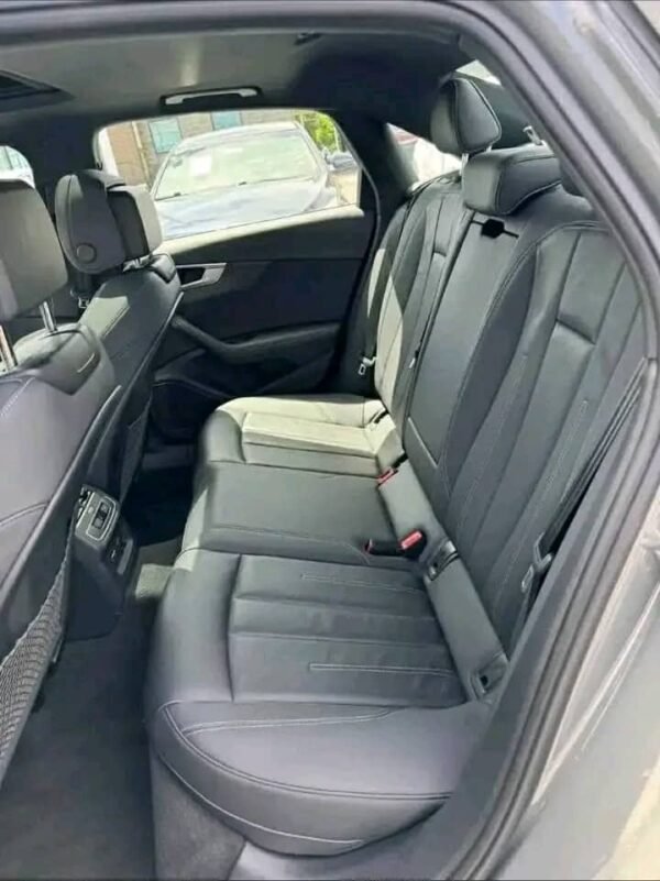 2015 Audi S4 - Image 7