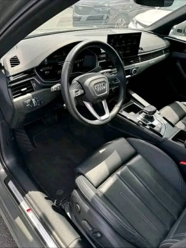 2015 Audi S4 - Image 4