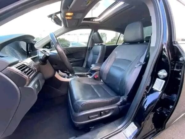 2016 Honda Accord LX 4dr Sedan(2.4L 4cyl CVT) - Image 4