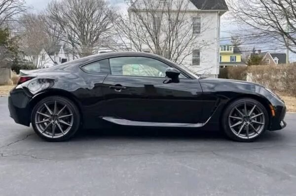 2023Subaru BRZ - Image 3