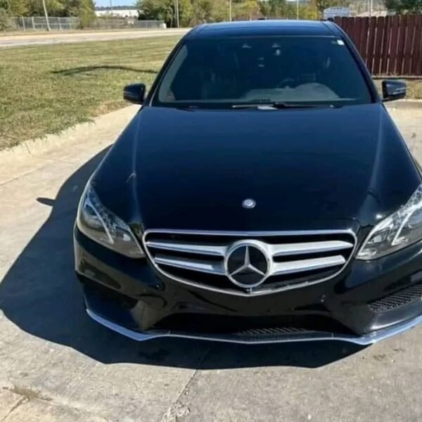2014 Mercedes-Benz E550 4Matic Sedan