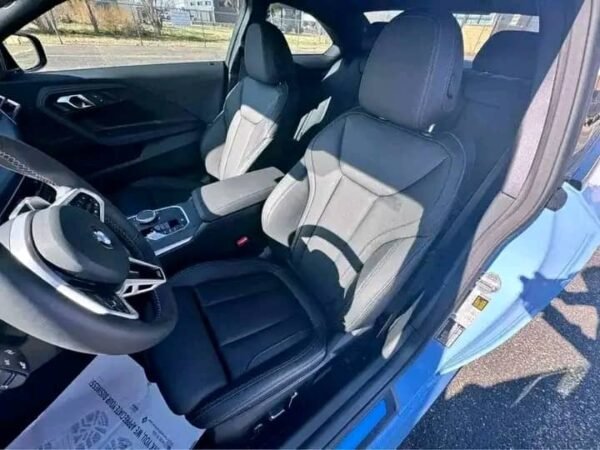 2017 BMW 330e iPerformance Sedan - Image 7