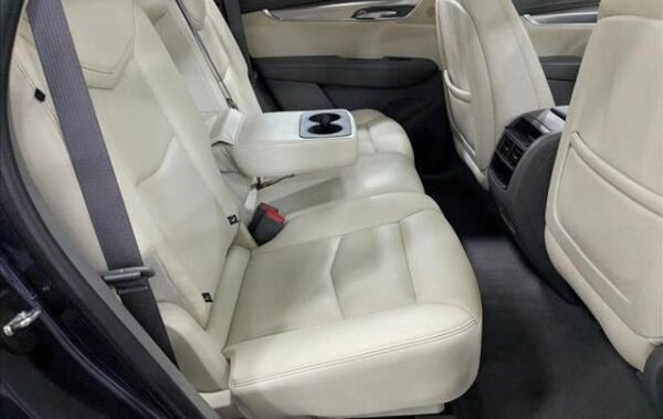 2019 Cadillac XT5 Luxury FWD - Image 14