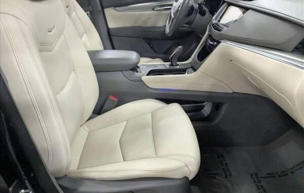 2019 Cadillac XT5 Luxury FWD - Image 13
