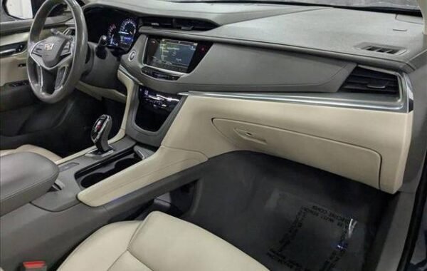 2019 Cadillac XT5 Luxury FWD - Image 12