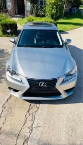 IS · IS 200t Sedan 4D