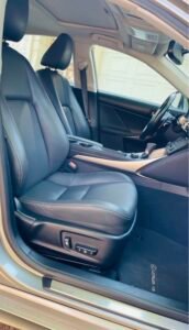 IS · IS 200t Sedan 4D